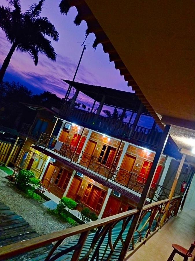 Hostal Tierra Y Mar Montañita Exteriör bild